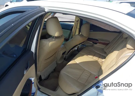 2011 Honda Accord 3.5 Ex-L from USA, damaged, VIN 1HGCP3F86BA006682